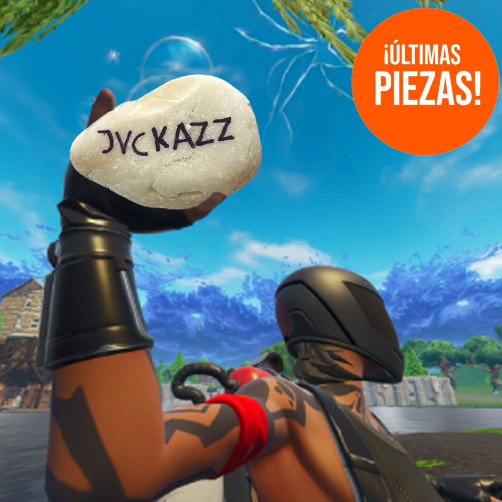 Una Piedra que dice JVCKAZZ